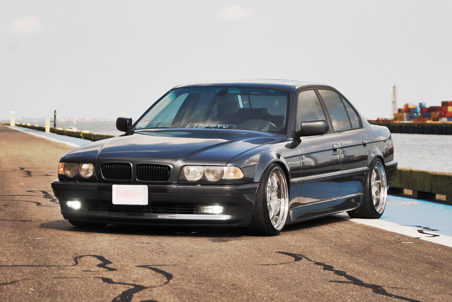Check out these clean shots of his BMW 740i on KW V3 coilovers and Schmitt